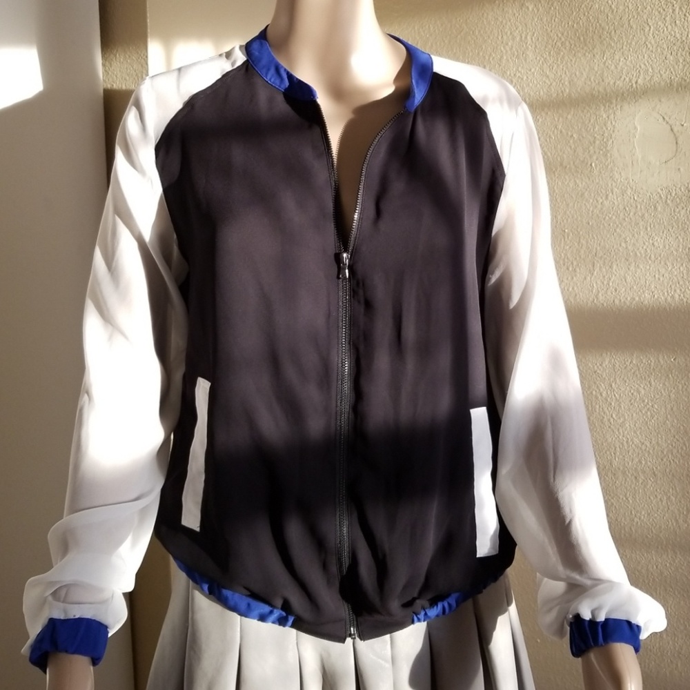 MOSSIMO BLOUSE/JACKET
